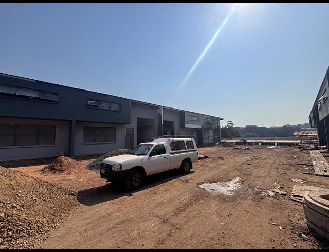 285M² WAREHOUSE TO LET IN GLEN ANIL